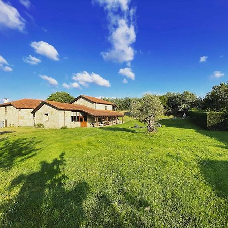 Casa De Campo Con Piscina, Entera O Por Habitaciones Amoeiro Екстериор снимка