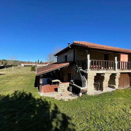 Casa De Campo Con Piscina, Entera O Por Habitaciones Amoeiro Екстериор снимка