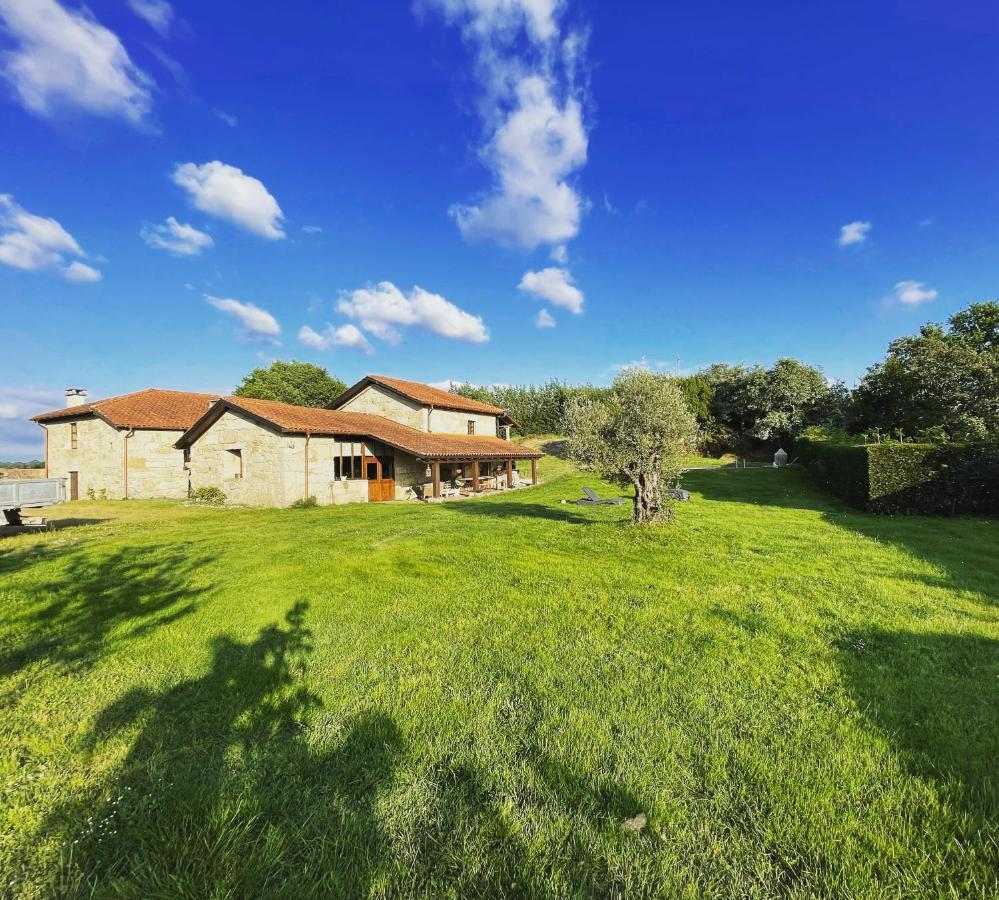 Casa De Campo Con Piscina, Entera O Por Habitaciones Amoeiro Екстериор снимка